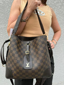 Bolsa Média de Couro Louis Vuitton Astrid