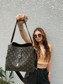 Bolsa Média de Couro Louis Vuitton Astrid