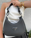 Bolsa Prada meia lua